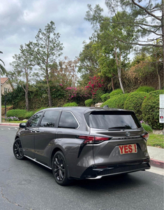 TOYOTA SIENNA XSE HÍBRIDA 2021 - Product Image 6