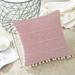 Kırmızı şerit dokuma yastık örtüsü kanepe oturma yatak odası için el yapımı pamuk yılbaşı yastık kapakları ponpon
