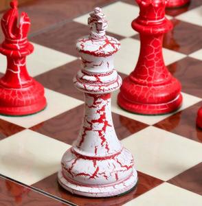 Pièces d'échecs Staunton style vintage 1849 en bois de buis peint, hauteur du roi 4,5 cm, à prix avantageux - Product Image 1