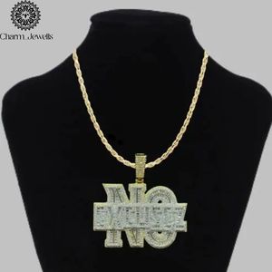 Pendentif Charm_Jewells No Excuses plaqué or 22 carats avec moissanite, collier à lettres thématique pour homme, style hip-hop, à porter au quotidien - Product Image 1