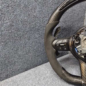 Volante de Fibra de Carbono con LED para <span class=keywords><strong>BMW</strong></span> Serie 3 y 5, F10, F30, F90, F01, F12, M3, Z4, X1, X6, <span class=keywords><strong>Precio</strong></span> de Mayoreo Directo de Fábrica - Product Image 4