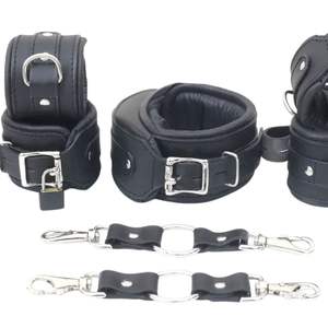 Ensemble de restraints de lit en cuir avec sangles réglables et clips métalliques verrouillables - Product Image 2