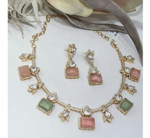 Elegante Juego de Collar y Pendientes de Moissanita con Acabado Dorado de Alta Calidad, Diseño Moderno, para Bodas, Colección para Mujer - Product Image 1