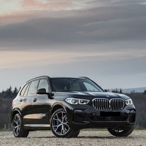 SUV de luxe B-M-W X5 de qualité export, équipé de technologies de sécurité avancées, d'un moteur puissant et d'un intérieur spacieux - Product Image 4