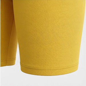 Ensemble 2 pièces pour femme, t-shirt à manches courtes en tricot jaune uni et short au-dessus du genou, col rond, coupe ample, décontracté, printemps-été - Product Image 6