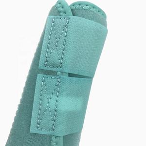 Protège-jambe en néoprène vert turquoise Tough Tack - Léger et protecteur pour la compétition et l'écurie - Product Image 4