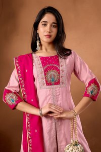 Conjunto Premium de Kurti Anarkali de Seda Romana con Palazzo y Dupatta Bordada |   Ropa Étnica de Diseñador para Mujer |   Exportación al por Mayor - Product Image 5