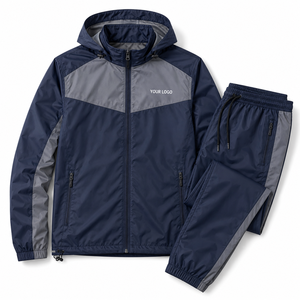 Chaqueta Deportiva Impermeable con Capucha y Logotipo Personalizado, Pantalones con Forro de Malla Transpirable y Bolsillo Trasero con Cremallera, Venta al Por Mayor - Product Image 2