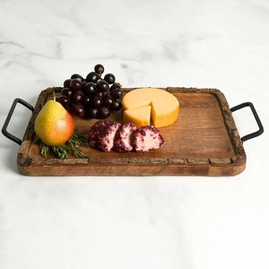 ถาดเสิร์ฟไม้มะม่วงพร้อมหูจับโลหะสีดำ ของตกแต่งบ้านสไตล์เรสติก - Product Image 5