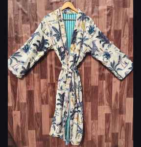 Elegante Bata Kimono Larga de Algodón para Mujer con Estampado Floral, de Terciopelo Suave y Forro Polar Coral, Ropa de Dormir Maxi Estampada con Encaje al por Mayor - Product Image 3