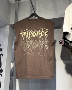 เสื้อกล้ามผู้ชายสไตล์วินเทจทรงโอเวอร์ไซส์ ผ้าคอตตอนหนานุ่ม พิมพ์ลายกราฟิก สตรีทแวร์ ทรงเข้ารูป OEM ODM - Product Image 2