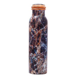 Bouteilles d'eau de luxe faites à la main avec un design de couleur unique - Product Image 3
