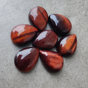 Cabujón de Ojo de Tigre Rojo Natural, Forma de Pera, Parte Posterior Plana, Calibrado, Gema de Calidad AAA+ - Product Image 1