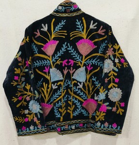Hand Embroidered <b>Velvet</b> <b>Jacket</b> Mandarin Collar Full Sleeve Floral Pattern Autumn Women's Coat - Product Image 3