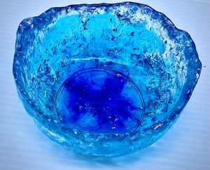 ชามเรซิ่นสีน้ำเงินทะเลพร้อมพื้นผิวแบบมีลวดลาย ชามเสิร์ฟตกแต่งทำมือ สไตล์ชายฝั่ง จานวางของตกแต่งกลางโต๊ะ - Product Image 5