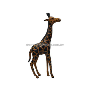 รูปสัตว์จิราฟทำมือรูปสัตว์ศิลปะชิ้นตกแต่งบ้านไม่เหมือนใครสำหรับห้องนั่งเล่นสำนักงานหรือเป็นของขวัญดีไซน์ทันสมัย - Product Image 1