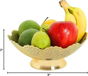 Bol décoratif en laiton pour pédicure, petit format, idéal pour servir des fruits secs, des collations et la décoration de table. - Product Image 4