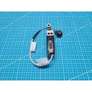 Interruptor de Presión de Aire Compacto CKD APS-6D5-W, Usado como Pieza de Repuesto para Equipos Legacy Semiconductor - Product Image 4