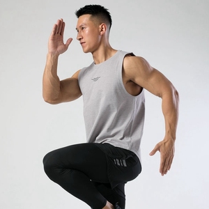 Camiseta sin mangas negra para hombre, cuello redondo, color sólido, transpirable, tejida, para entrenamiento, gimnasio, ropa informal de fitness - Product Image 4