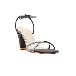 Sandale noire à talon FN5351 avec détail fantaisie - Product Image 3