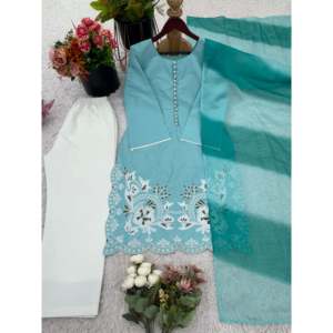 Ensemble haut-bas brodé et Dupatta pour femmes de créateur Vêtements élégants à la mode - Product Image 4