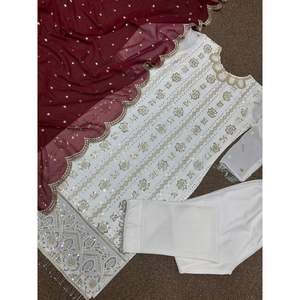 TENDANCE GEORGETTE BRODERIE SÉQUENCE DENTELLE TRAVAIL HAUT BAS AVEC DUPATTA MARRON - Product Image 2