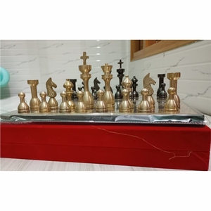 Juego de Piezas de Ajedrez de Latón de Lujo con Caja de Terciopelo Rojo, Acabado Antiguo, Piezas de Ajedrez Profesionales Staunton, Regalo Ejecutivo Premium - Product Image 1