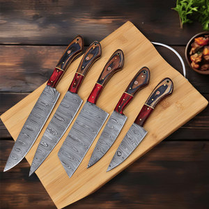 Juego de cuchillos de cocina profesionales de acero de Damasco con hoja de larga duración y mango ergonómico para un corte preciso - Product Image 3