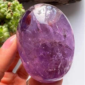 Chakralume Améthyste Chevron Naturelle de Haute Qualité, Pierre de Palmier Ovale Polie à la Main, Cristal Violet de Guérison pour Méditation, Reiki et Chakra - Product Image 6