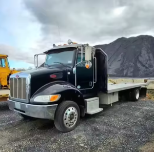 Precio al por mayor para camiones Peterbilt 337 de plataforma plana usados de 2016, con volante a la izquierda/derecha, envío disponible a todo el mundo - Product Image 1