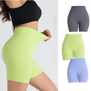 Fabricants de shorts de sport de haute qualité pour femmes, vêtements de sport personnalisés, shorts de fitness, de course, de yoga et de cyclisme pour femmes. - Product Image 2