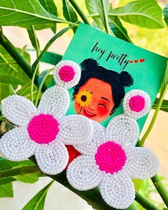 Boucles d'oreilles créoles bohèmes en rotin, faites à la main, tressées, pendantes, avec pompons perlés, bijoux pour femme, pour soirée - Product Image 4