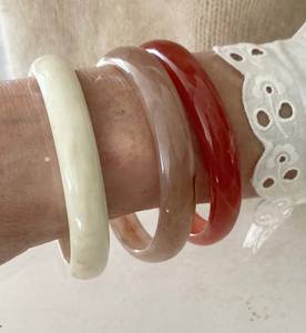 Elegant Handmade Resin <b>Mold</b> with Pearl Colorful Design <b>Hand</b> Modeling Technique-Special Holiday Gift for Women - Product Image 2