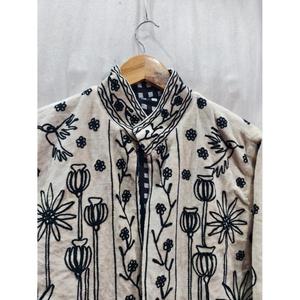 เสื้อแจ็คเก็ตขนสัตว์ปักลายทำมือสำหรับผู้หญิง สไตล์โบโฮ ลายช้างและดอกไม้ แบบแคชเมียร์ เสื้อโค้ทฤดูหนาว ดีไซน์เนอร์สไตล์ชาติพันธุ์ - Product Image 2