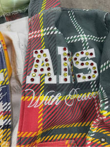 Sudadera con Capucha Moderna con Cristales de Imitación, Sudadera Urbana Premium, Cómoda, 100% Algodón, Ecológica, de Secado Rápido - Product Image 4