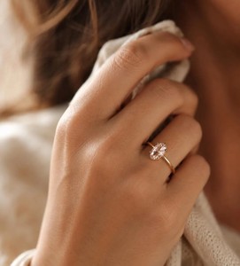 Bague de Fiançailles et de Mariage en Or Massif 10K 14K 18K avec Diamant de Laboratoire Moval Rose Cut, Clarté DEF VS VVS, Sertissage à Six Griffes - Product Image 2