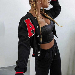 Chaqueta Varsity Premium para Mujer, Estilo Letterman, Mezcla de Lana, con Bordado Personalizado, Estilo Urbano - Product Image 3