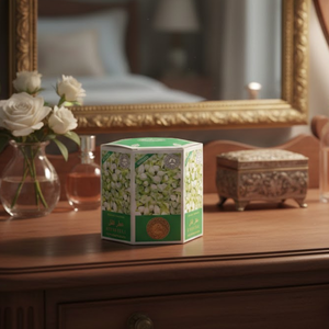 Caja de Empaque Personalizada para Tarjetas Deportivas Selladas |   Caja de Exhibición de Lujo para Mordedores, Juguetes de Muñecas y Productos de Suero con Logotipo Personalizado - Product Image 1