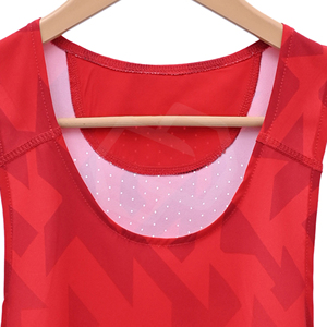 Camiseta Deportiva de Atletismo al por Mayor, Color Rojo, Poliéster, Unisex, Transpirable, con Estampado por Sublimación, Ropa Deportiva para Adultos - Product Image 3