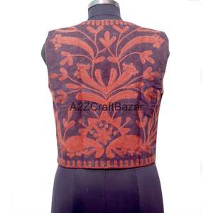 เสื้อกั๊กผ้าฝ้ายพิมพ์ลายดอกไม้สไตล์ซูซานี แขนสั้น ตัดเย็บด้วยมือ สำหรับผู้หญิง ใส่ได้ทุกฤดู มีโลโก้ด้านหน้า - Product Image 4