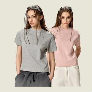 เสื้อยืดคอกว้างลายทางทรงสลิมฟิตผ้าโพลีเอสเตอร์/คอตตอนสไตล์สตรีทแวร์ราคาส่งถูกสำหรับผู้หญิง รับสกรีนโลโก้ แขนสั้นความยาวปกติ - Product Image 1