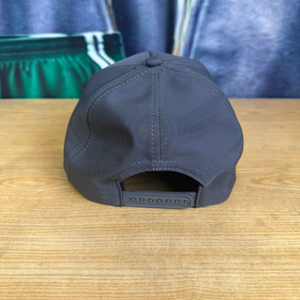 Gorra de Béisbol Transpirable de 6 Paneles para Adultos, Protección Solar, para Exteriores, Primavera/Verano, Informal, 100% Poliéster, Precio Económico, Personalizable OEM - Product Image 4