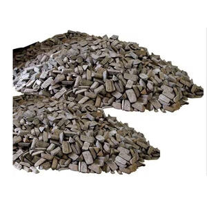 Bloques y trozos de chatarra de hierro fundido industrial para procesos de fundición y colado listos para usar en hornos. - Product Image 6