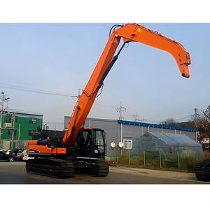 Compact Used Yellow Digger with 360 Degree Rotation and Precision Pilot Controls for Residential Utility Maintenance - Product Image 4