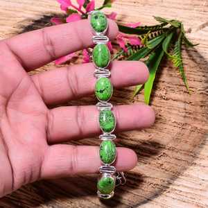 Bracelet en agate verte perlée, bracelet infini en argent fait main, bijou minimaliste en pierre verte, cadeau pour elle - Product Image 3
