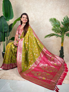 Sari en soie de Banarasi avec motif tissé Zari, accompagné d'un morceau de blouse non cousu, ensemble de vêtements régionaux EL-Chal DC - Product Image 4