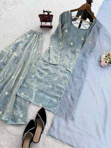 Ensemble Lehenga Choli Traditionnel 3 Pièces Exclusif pour Femme : Élégance Prête à Porter pour les Occasions Festives, Séchage Rapide - Product Image 6