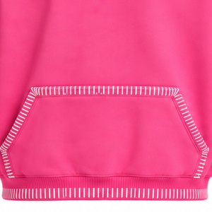 เสื้อฮู้ดดี้สีชมพูสด แต่งขอบเย็บแบบดิสเทรส ทรงโอเวอร์ไซส์ พร้อมกระเป๋าจิงโจ้ ตัดเย็บด้วยด้ายตัดสี สไตล์สตรีทแวร์ลำลอง - Product Image 6