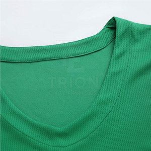 Uniforme de Baloncesto con Logotipo Personalizado, Uniforme Deportivo de Sublimación de Alta Calidad a Bajo Precio - Product Image 3