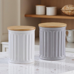 Bocal de rangement en céramique classique avec couvercle en bambou, texture cannelée, hermétique, pour cuisine, élégant organisateur de garde-manger, décoration de comptoir haut de gamme - Product Image 3